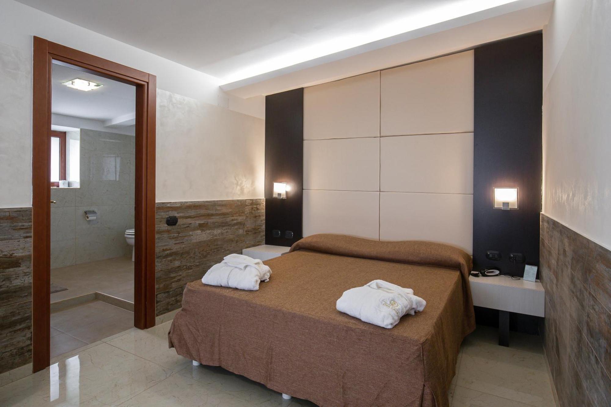 Hotel San Luca Battipaglia Dış mekan fotoğraf